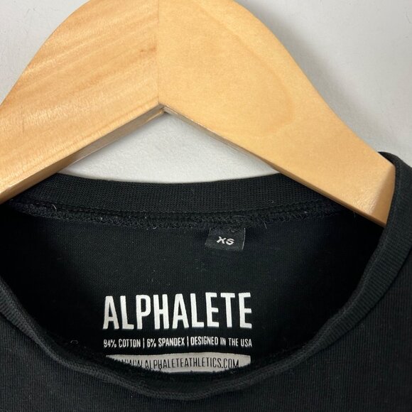 Alphalete Black Cropped Tee Short Sleeve Active Athlesiure Athletic Sz XS Womens - Picture 3 of 3